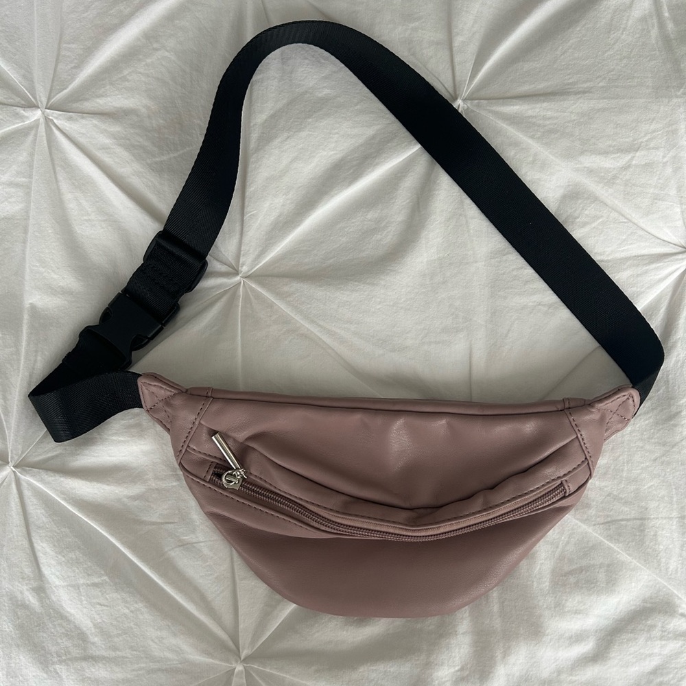 Simons crossbody bag